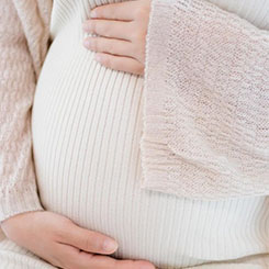 手机租赁😥🏙异化为“套路🏰贷”的其中一🌹个原因在于，租😀🇲🇺